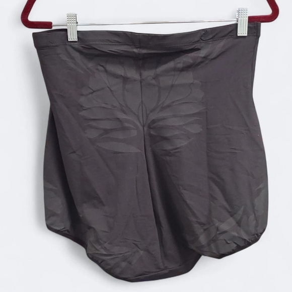 Maidenform Flexees High Waist Brief Sculpts Ultra Firm Cooling FL0073 Black 3XL - Picture 2 of 6